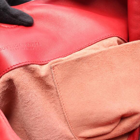 BOTTEGA VENETA Red Leather Intrecciato Shoulder Bag - Picture 5 of 10